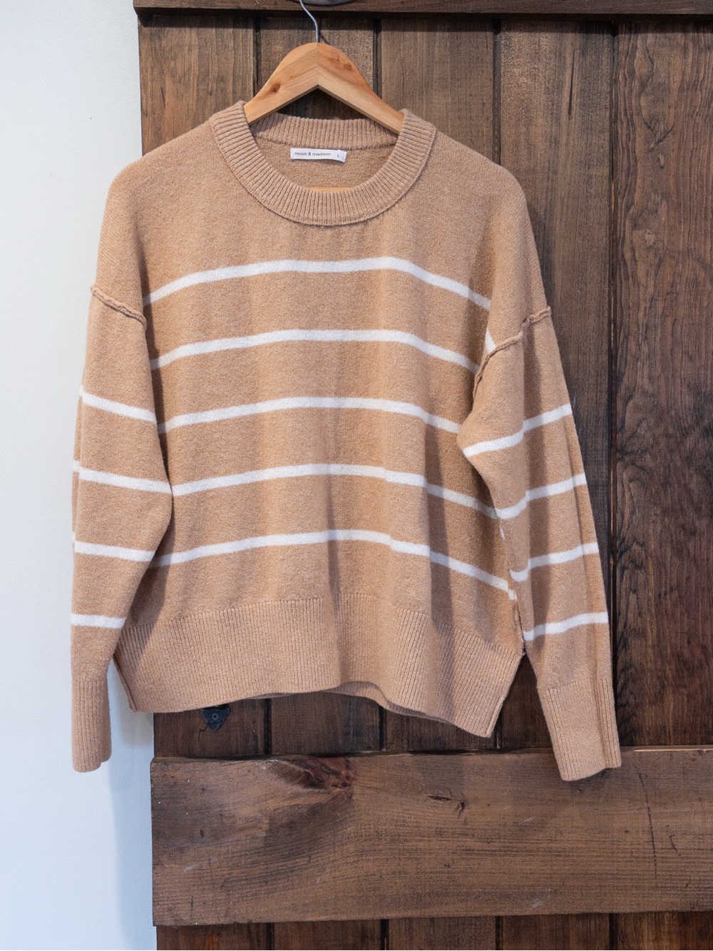 Moon & Madison Tan Crewneck Striped Sweater Large